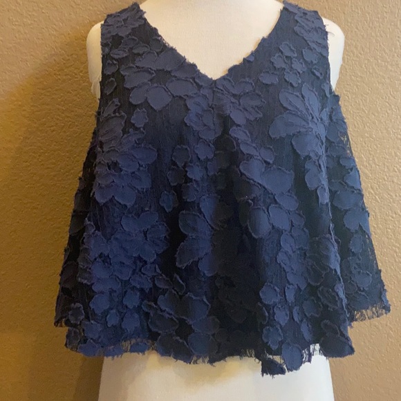 Anthropologie Tops - SOLD‼️Anthropologie/Maeve Top